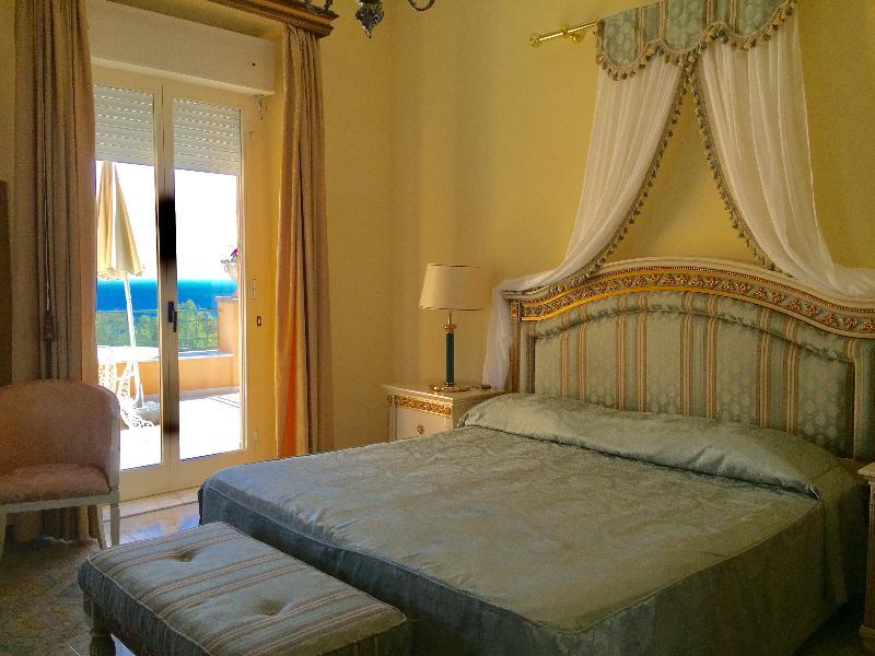 Hotel Villa Riis Taormina Dış mekan fotoğraf
