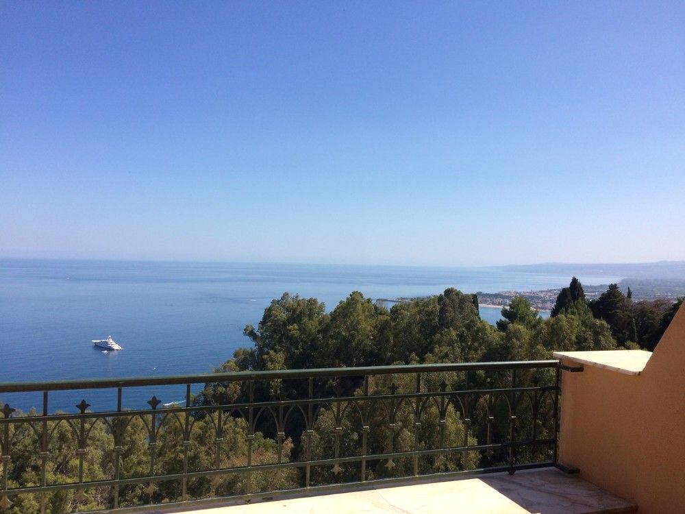 Hotel Villa Riis Taormina Dış mekan fotoğraf